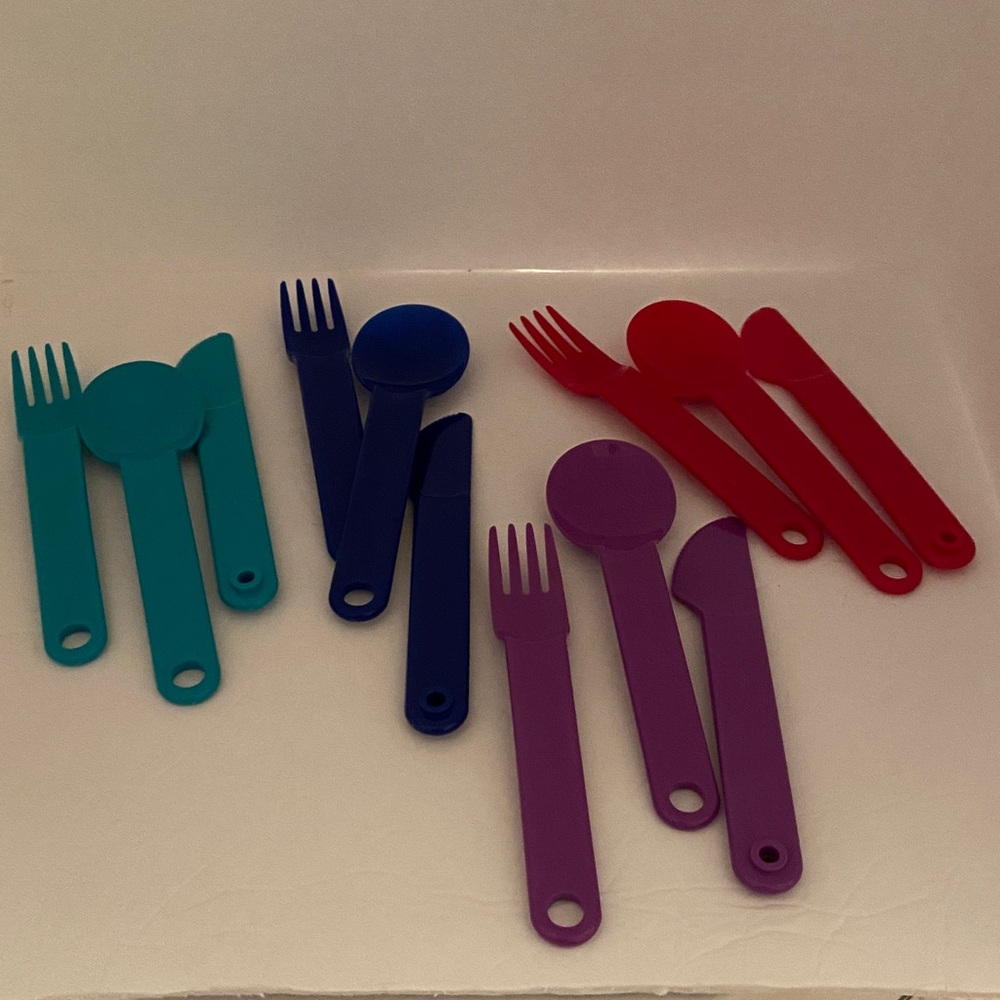Vintage Tupperware Lot of 4 Cutlery 3 Piece Knife Fork Spoon Flatware Unused